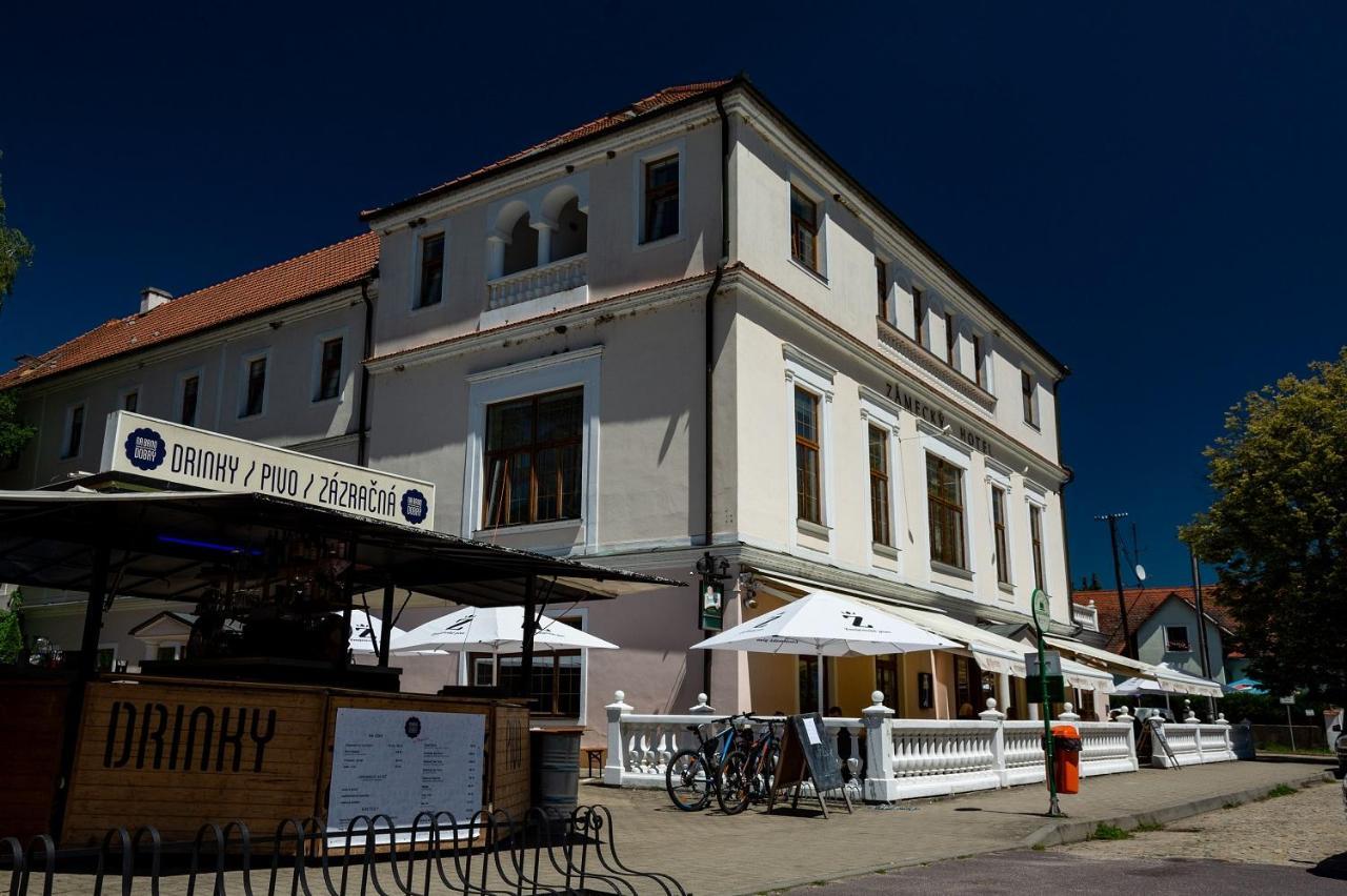 Grandhotel Sluchatko - Ex Zamecky Hotel 迪耶河畔弗拉诺夫 外观 照片