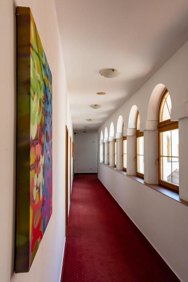Grandhotel Sluchatko - Ex Zamecky Hotel 迪耶河畔弗拉诺夫 外观 照片
